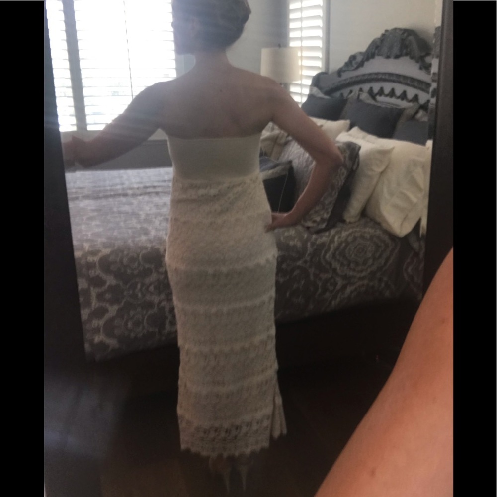 Solitaire by Ravi Khosla Ivory Crochet Lace Dress. NWOT. Size XS. - Picture 7 of 14